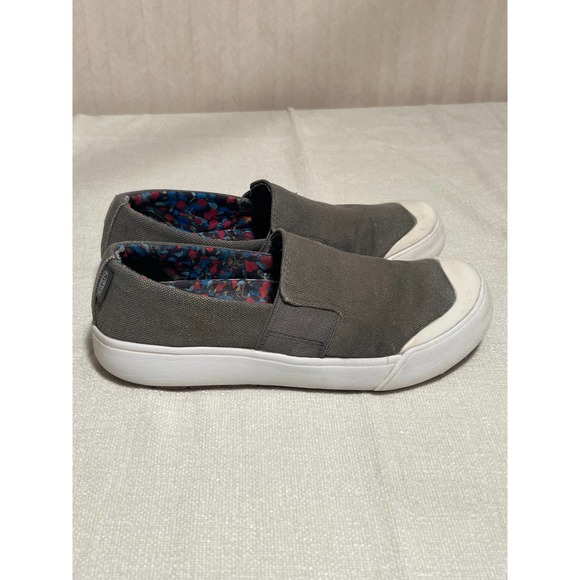 KEEN Women's Elena Slip-ON Sneaker Shoes Gray Size 7 Leather Slip On - Picture 2 of 8